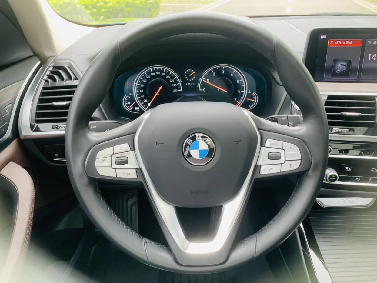 BMW BMW X3 xDrive28i Luxury Set