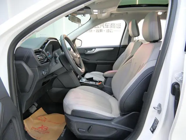 Ford Ruiji EcoBoost 245 two-wheel drive Yaoxiang model