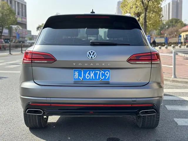 Volkswagen Touareg 3.0 TSI Sharp Front Version Country VI