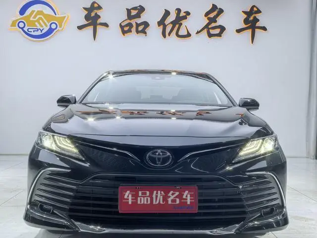 TOYOTA Camry 2.0G Deluxe Edition