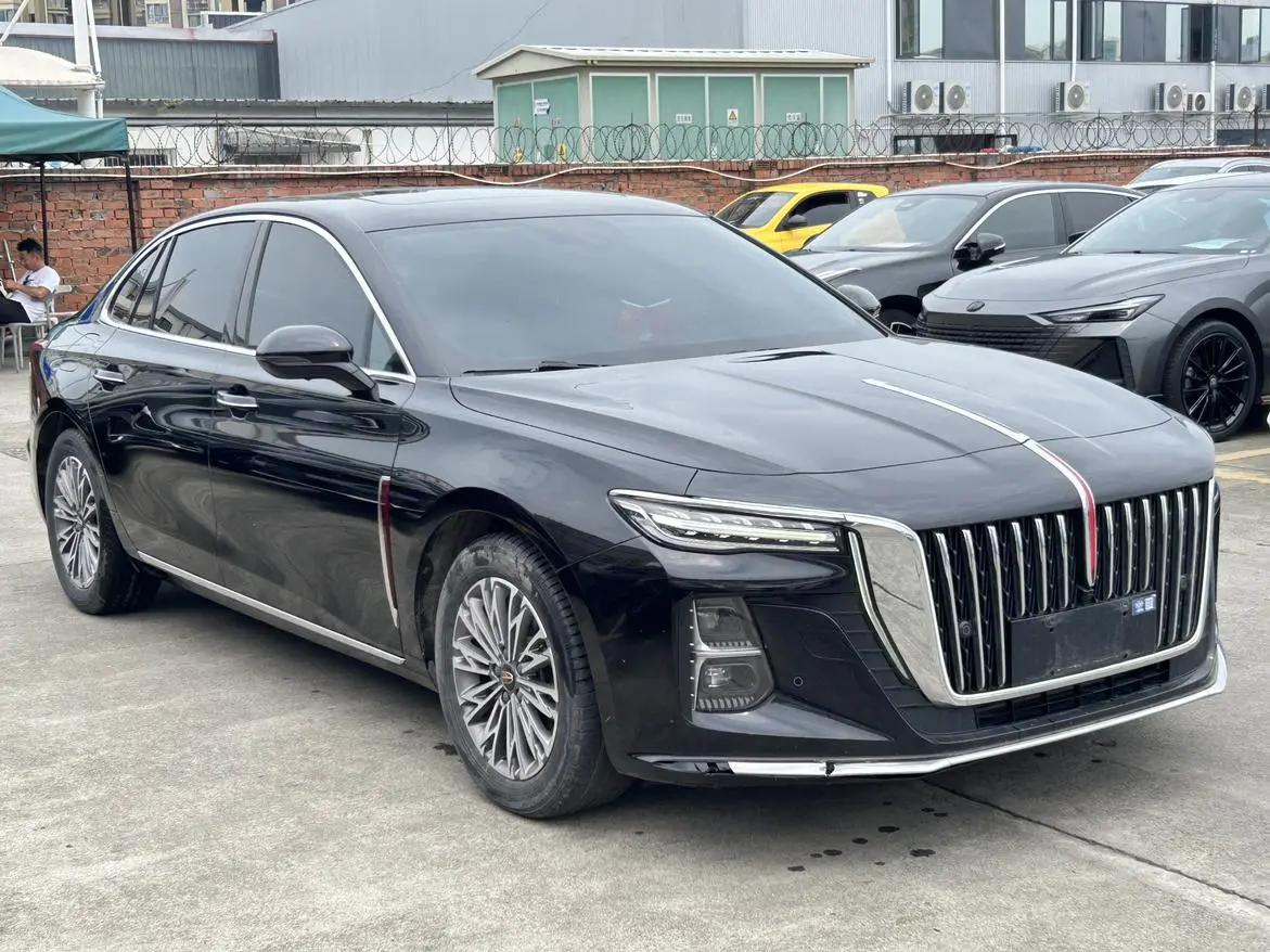 Hongqi Hongqi H5 1.5T DCT Zhilian Flag Rhyme Version