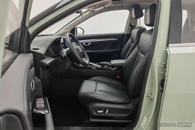 Wuling Wuling Xingchen 1.5T automatic star Obsidian version