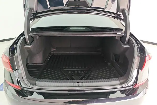 Volkswagen Passat Facelift 330TSI Starry Sky Deluxe Edition