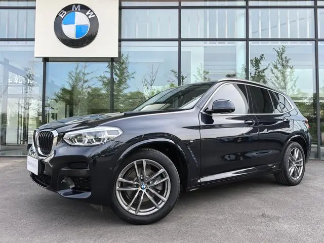 BMW BMW X3 xDrive28i M sports suit