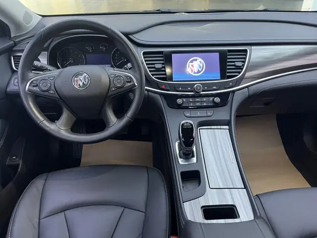 Buick Lacrosse 652T luxury