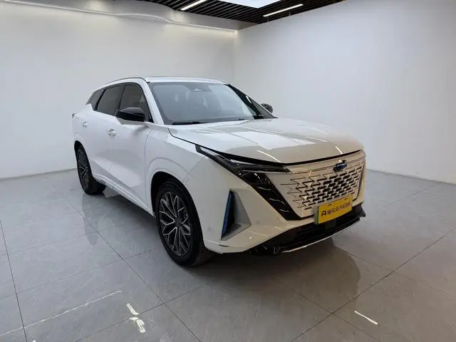 Changan Auchan Changan Auchan Z6 iDD New Energy Smart IDD 150KM Flagship PLUS Smart Parking Edition