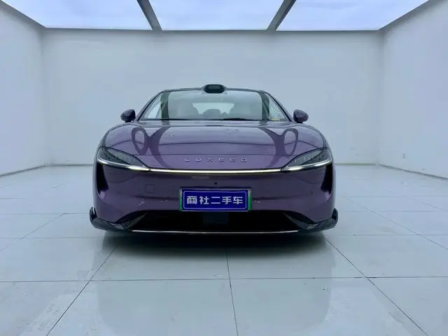 LUXEED Wisdom World S7 Ultra four-wheel drive sports edition