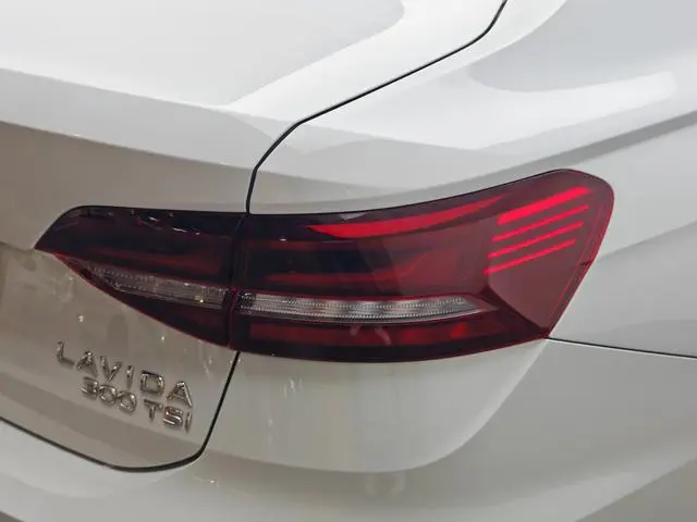 Volkswagen Lavida 300TSI DSG Manyi Edition