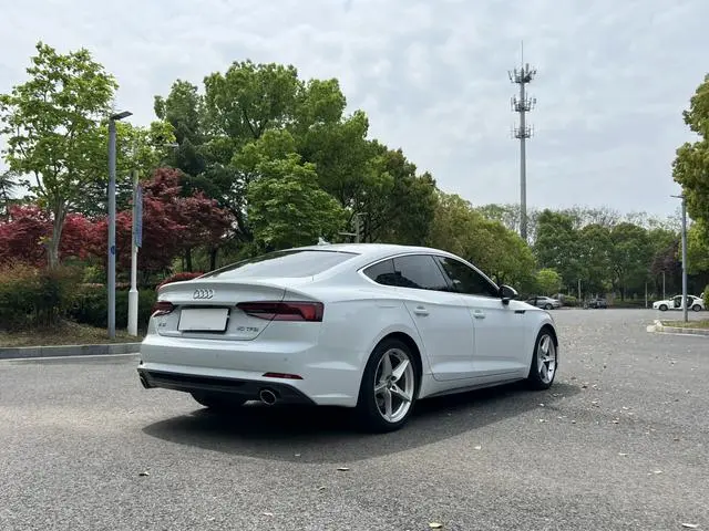 Audi Audi A5 Sportback 40 TFSI fashion Country V
