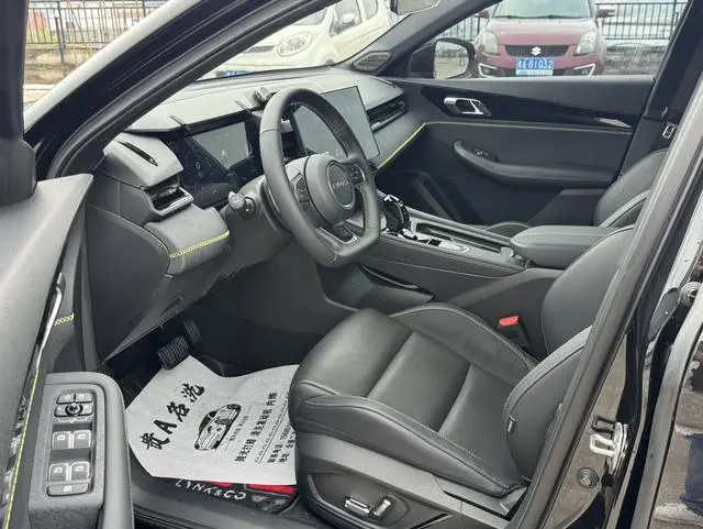 LYNK & CO Lynk 03 2.0 TD DCT Jin Pro