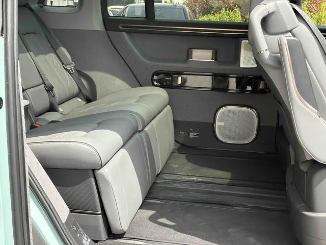 ZEEKR ZEEKR MIX 76kWh Smart Driving Version