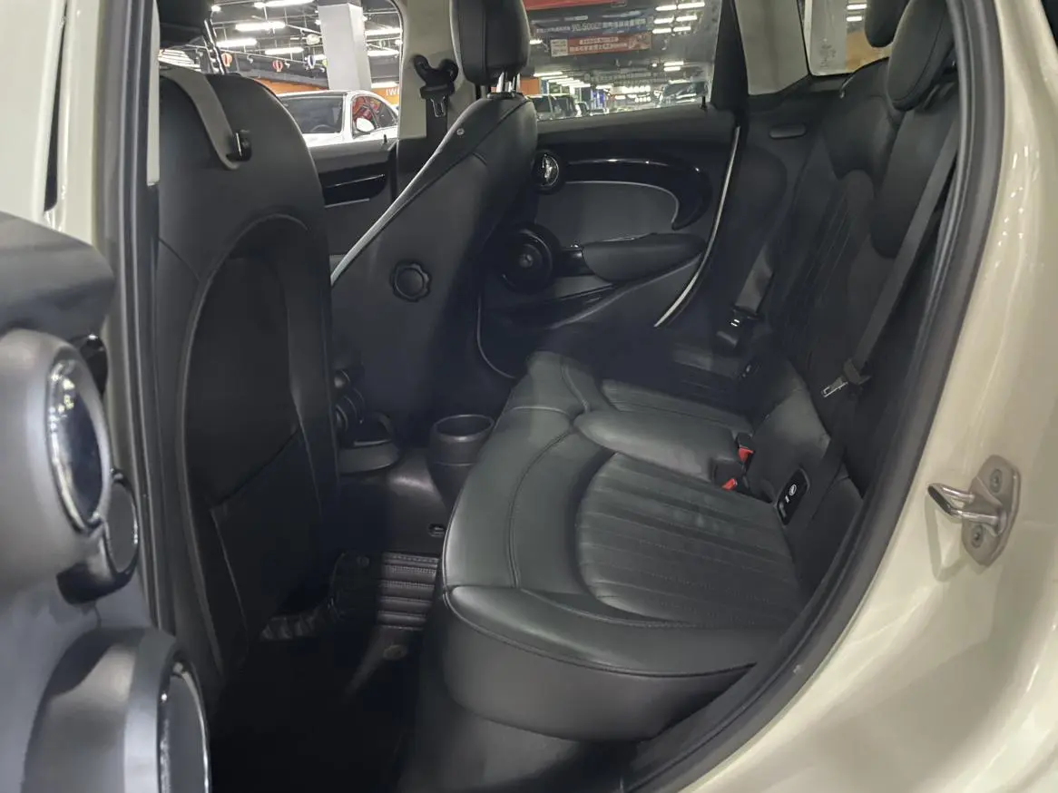 MINI MINI 2.0T COOPERS Artist five-door version