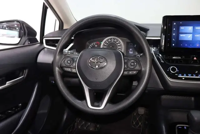 TOYOTA Asian lion 2.0L Deluxe Edition