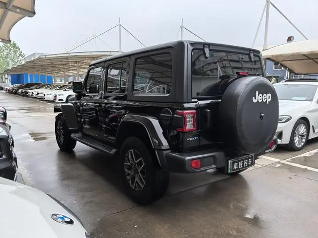 Jeep Wrangler 4xe PHEV Four-door 2.0T 4xe Sahara