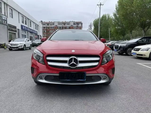 Mercedes-Benz Mercedes-Benz GLA GLA 200 dynamic type