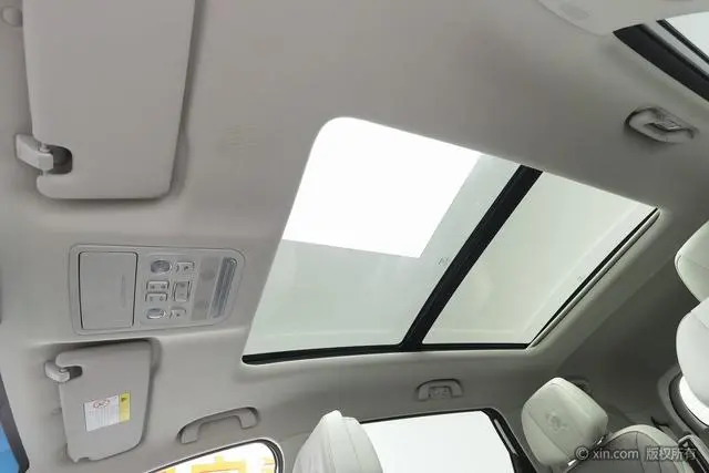 Dongfeng Fengxing Popular yachts 1.5T DCT Wave by Wave version