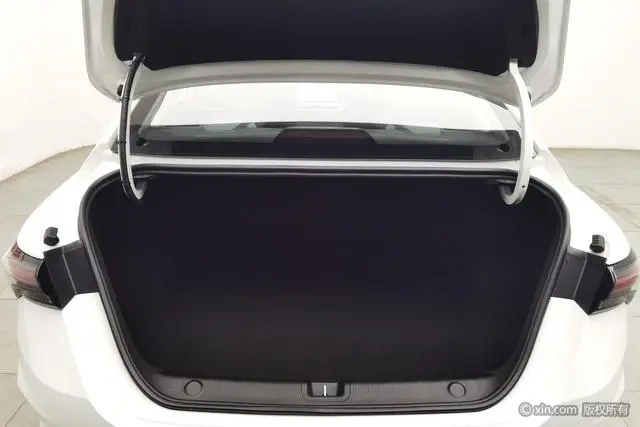 Geely Binrui Binrui COOL 1.5T DCT Champion Edition