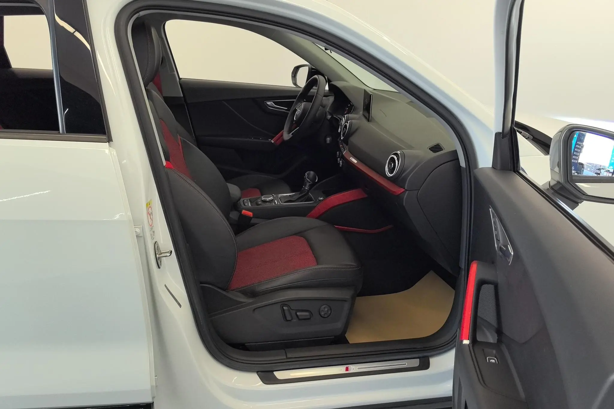 Audi Audi Q2L 35TFSI fashion dynamic country VI