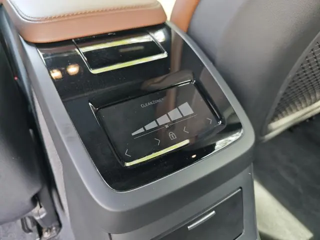 Volvo Volvo S90 PHEV T8 E-drive Hybrid Zhiyi Deluxe Edition