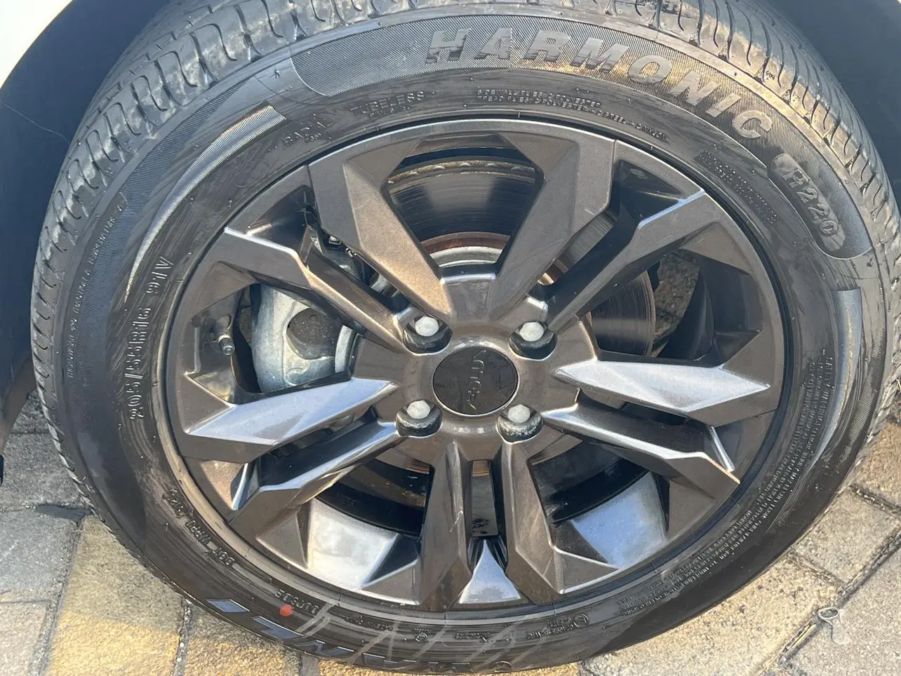 Dongfeng Fengshen Yi Hyun 1.5L automatic speed version