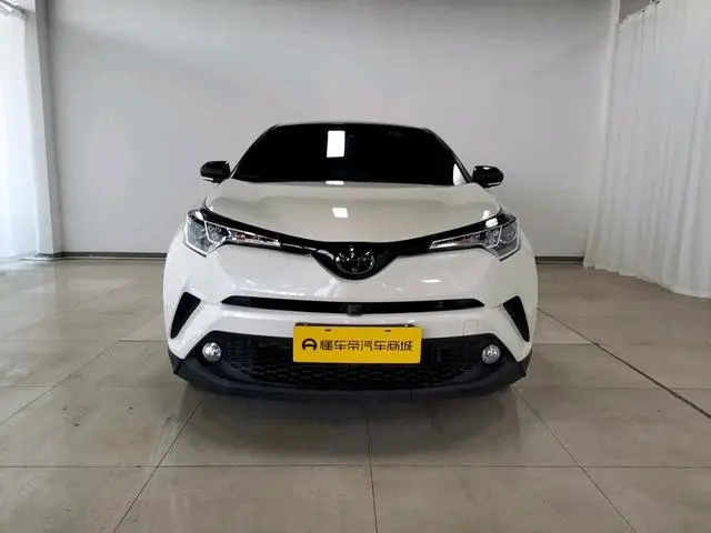 TOYOTA Toyota C-HR 2.0L leading skylight version country VI