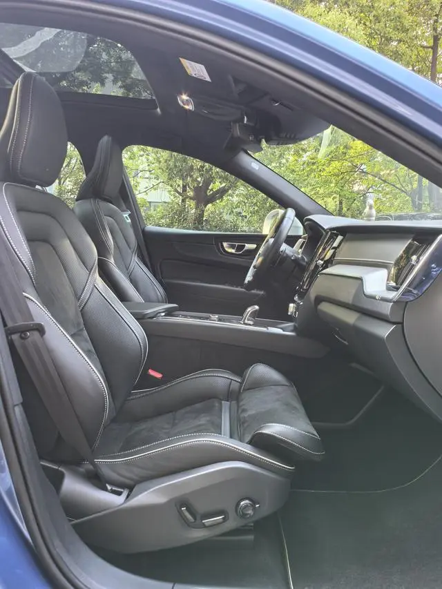 Volvo Volvo XC60 PHEV T8 E-drive Hybrid Zhizun Deluxe Edition Country V