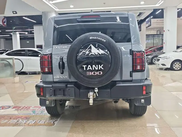 Tank Tank 300 2.0T Conqueror