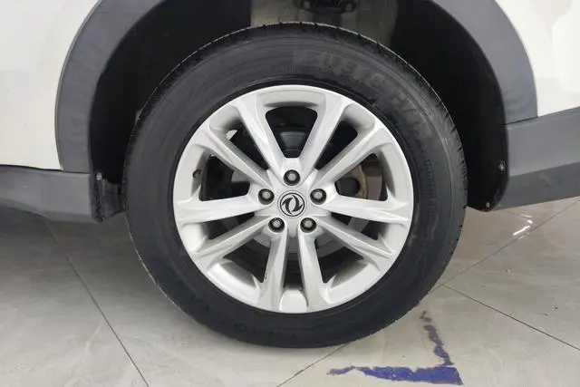 Dongfeng Fengguang Scenery 580 1.8L manual comfort type