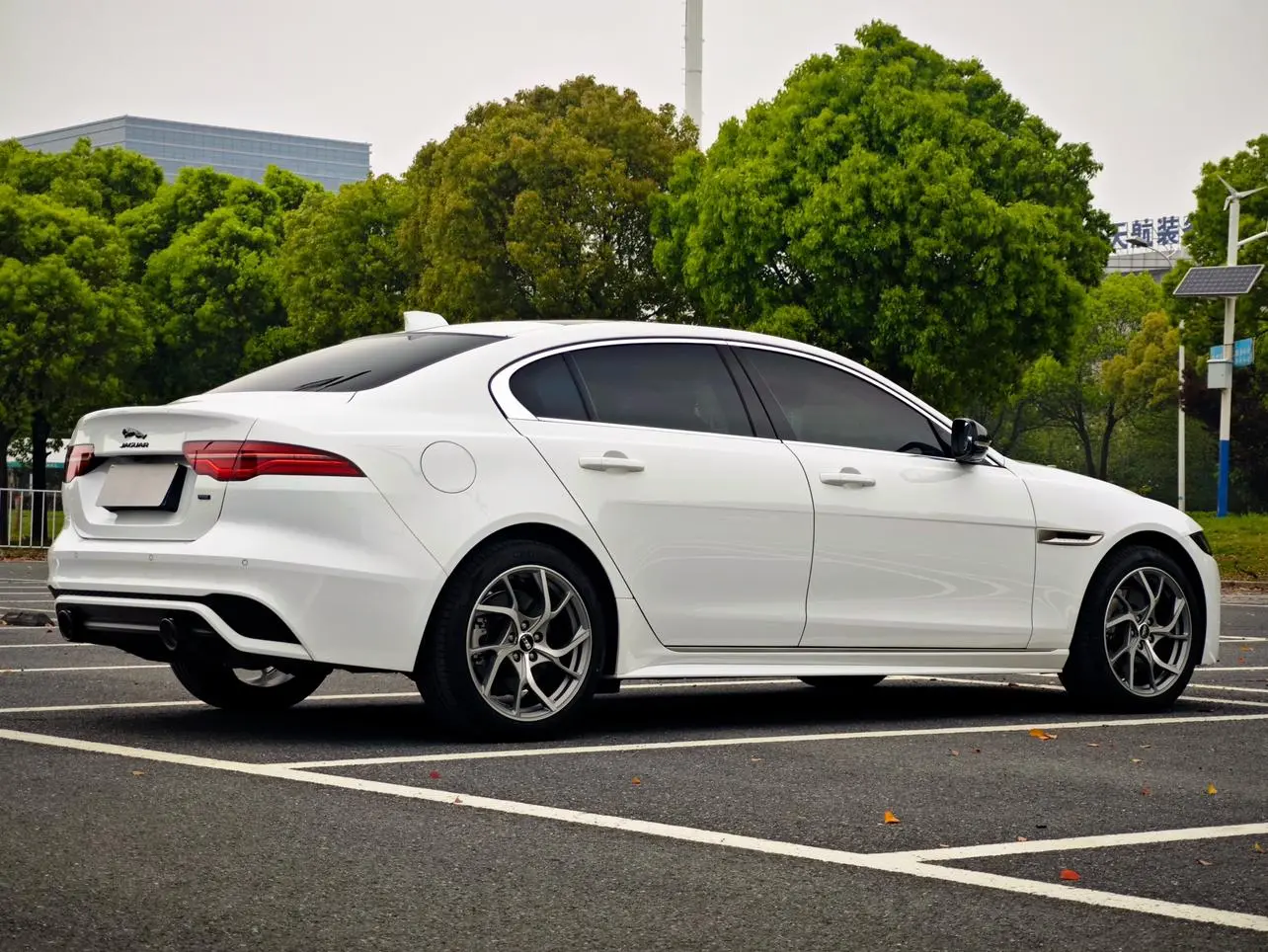 Jaguar Jaguar XEL 2.0T 250PS R-DYNAMIC S Enterprising Sports Edition