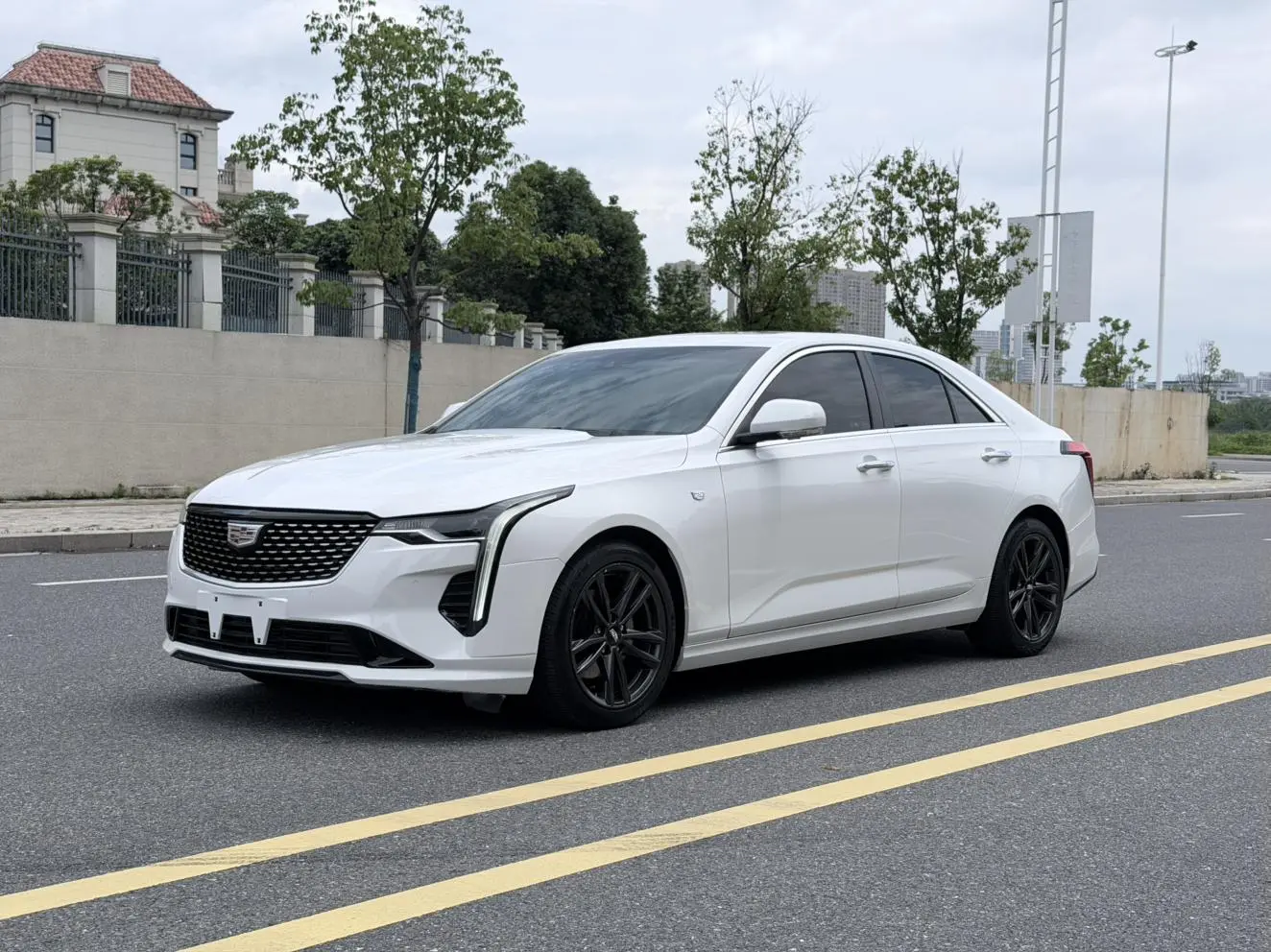 Cadillac Cadillac CT4 28T luxury