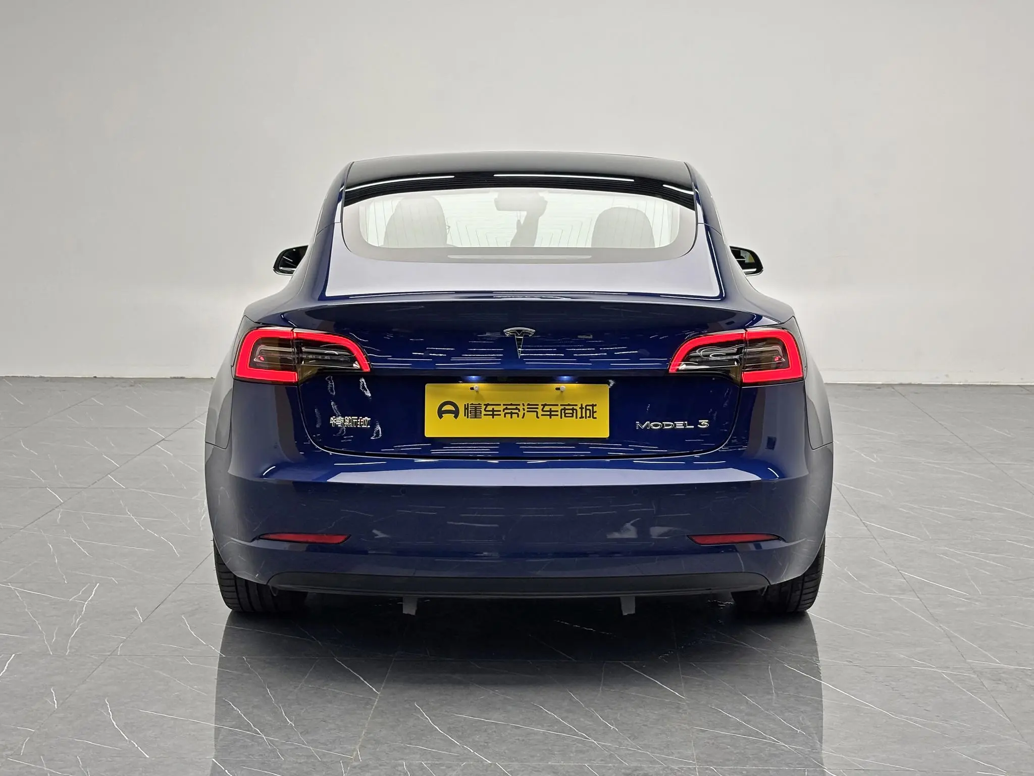 Tesla Model 3 Upgraded version of standard battery life rear drive