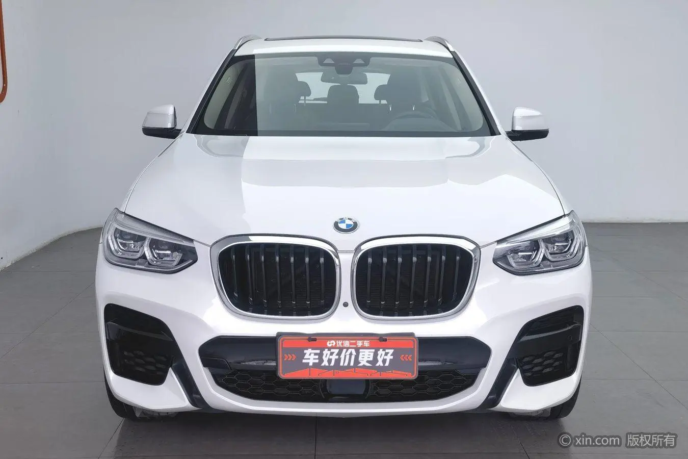 BMW BMW X3 xDrive30i leading M sports suit