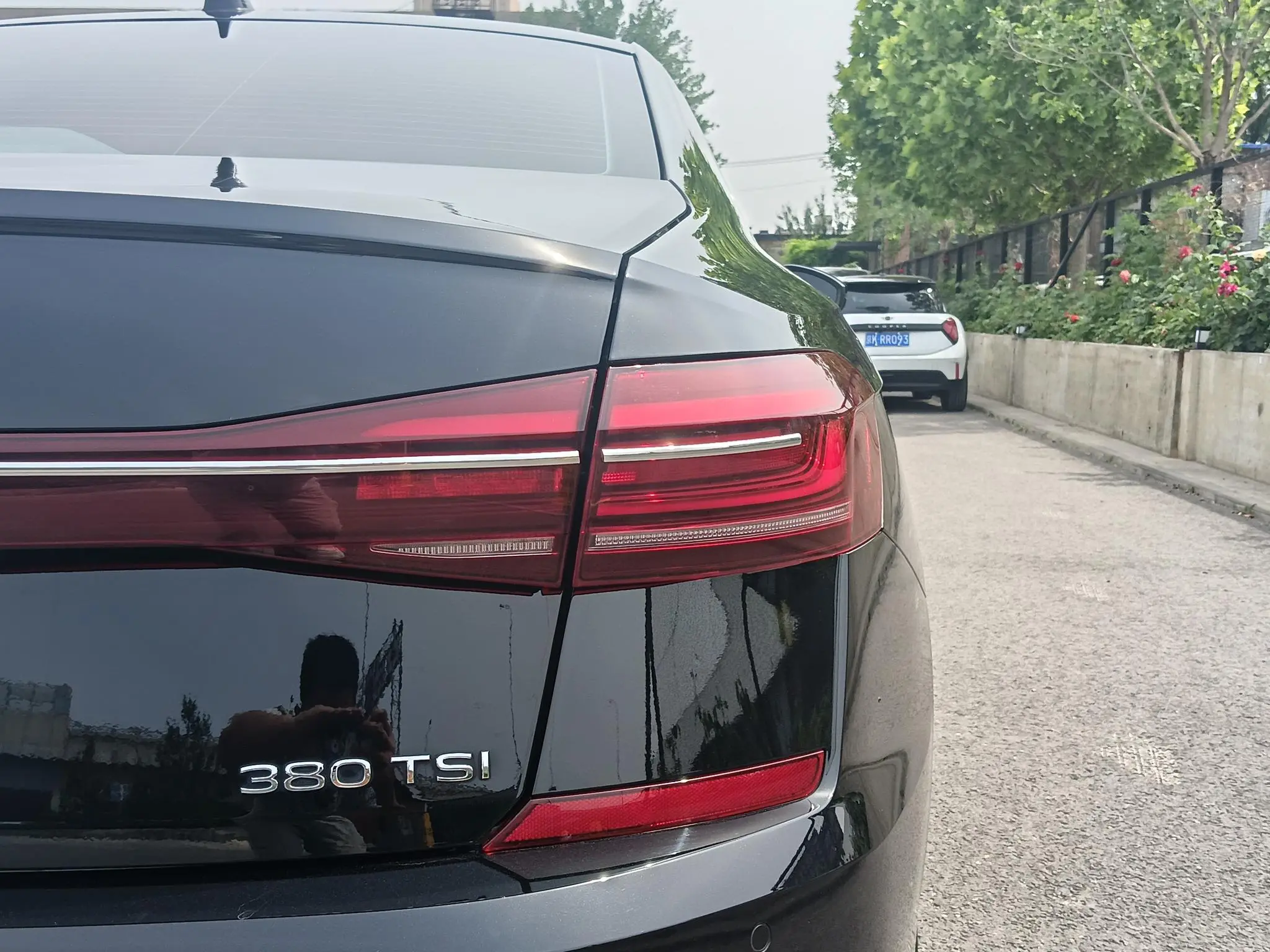 Volkswagen Passat Outstanding 380TSI Longteng Edition