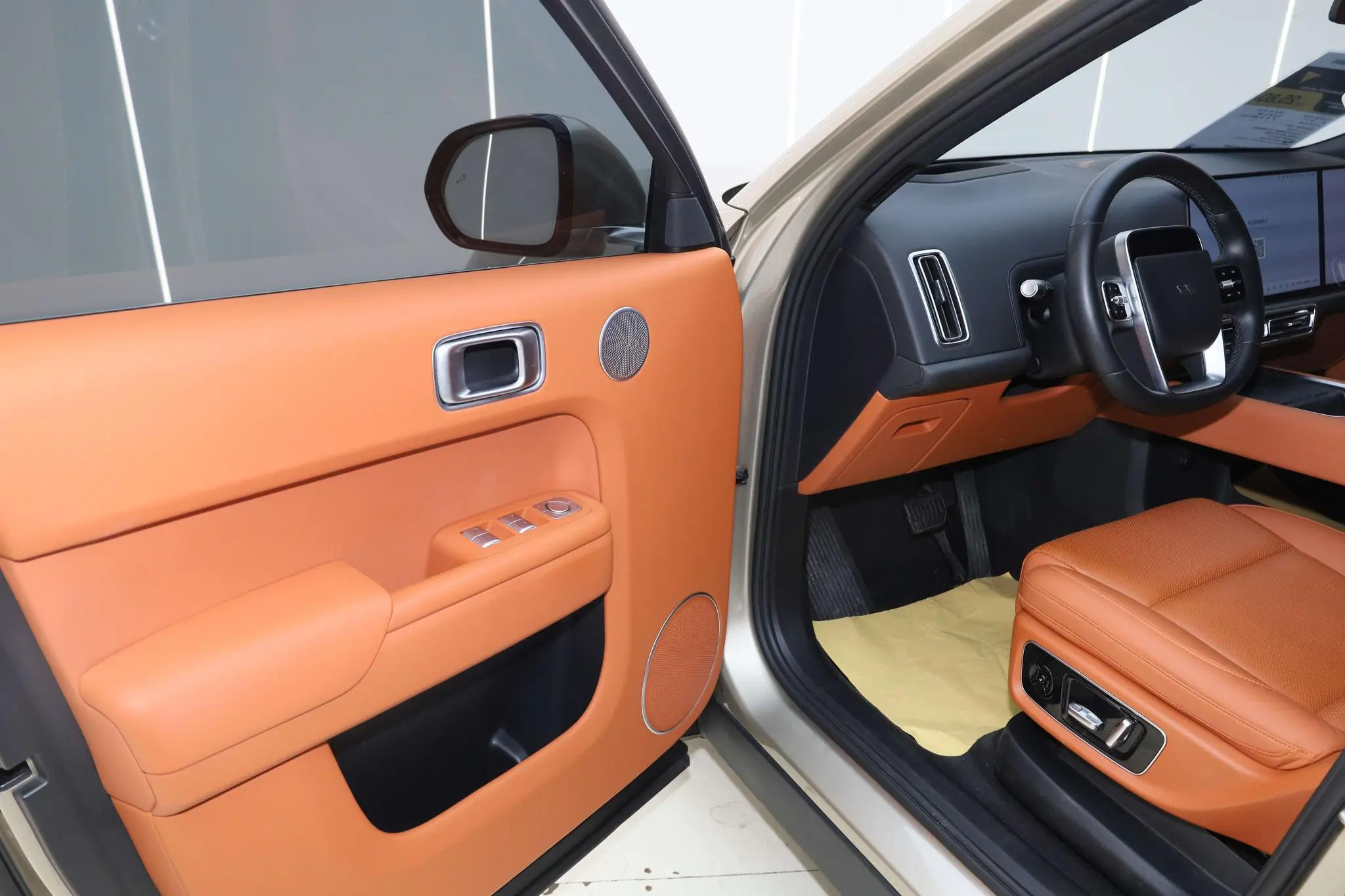 Li Auto Ideal L9 Max version