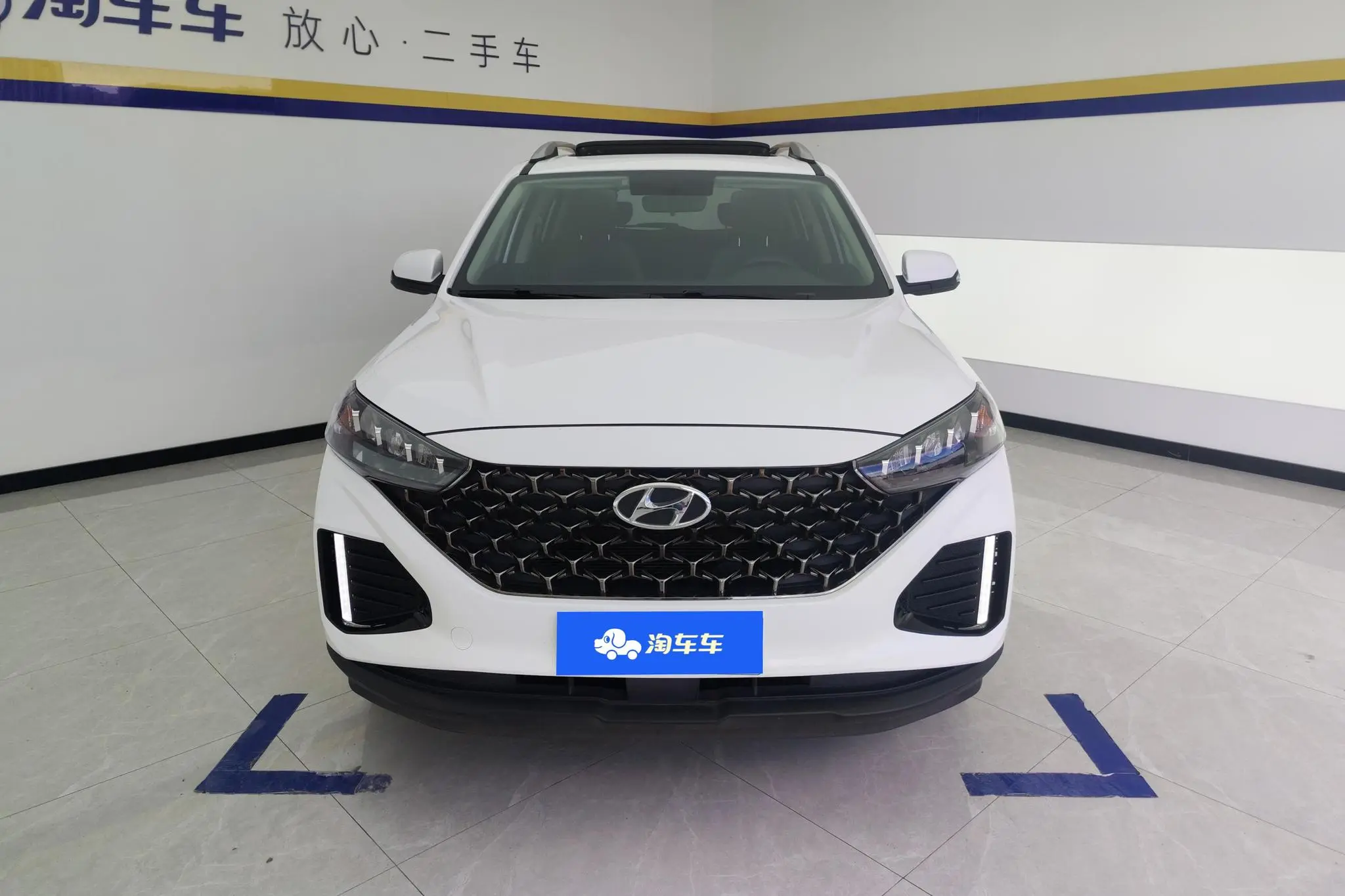 Hyundai Hyundai ix35 2.0L automatic two-wheel drive leading version GLS
