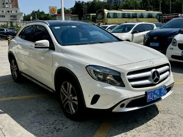 Mercedes-Benz Mercedes-Benz GLA GLA 200 dynamic type