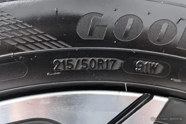 Peugeot Peugeot 408 1.6T Automatic Deluxe Edition