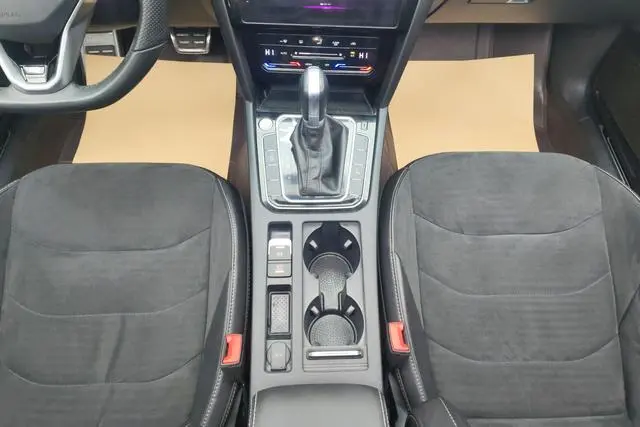 Volkswagen Volkswagen CC 330TSI Dazzling Edition