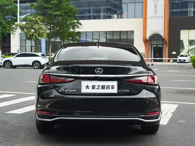 Lexus Lexus ES 200 Excellent Edition