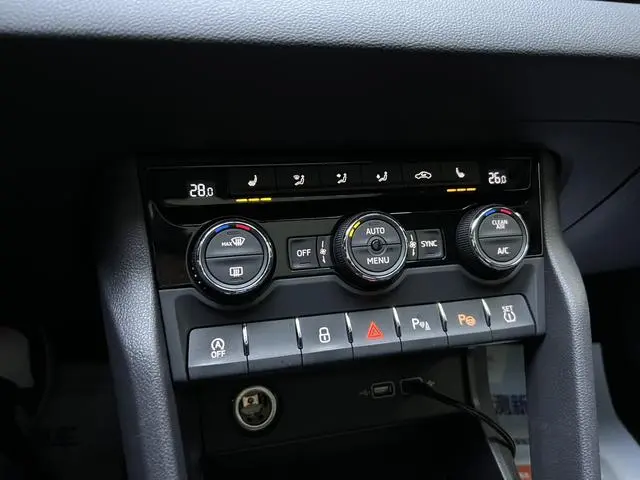 Skoda Krok ZI280 Zhixing Deluxe Edition Country V