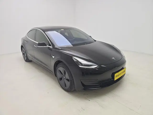 Tesla Model 3 Upgraded version of standard battery life rear drive