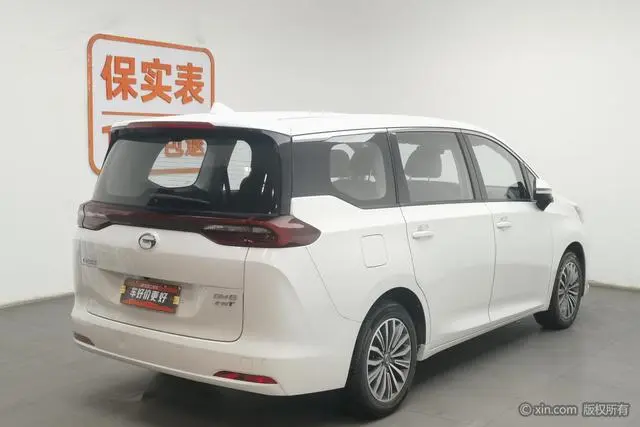 GAC Trumpchi M6 270T automatic Premium Edition 7-seater Country VI