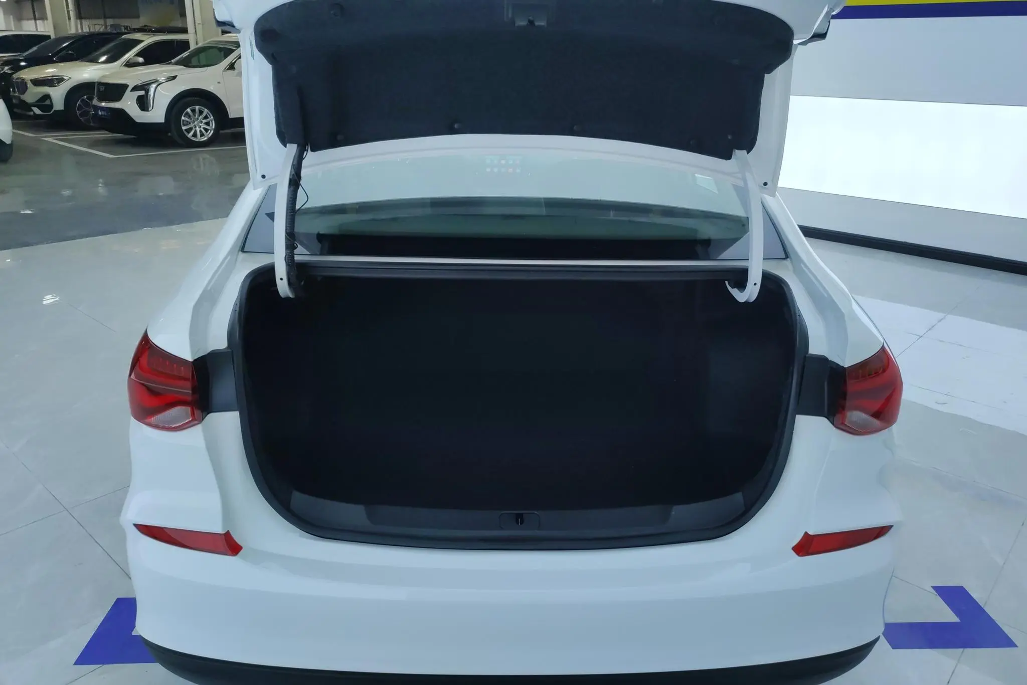Chevrolet Cruze 320 Automatic Enjoy Edition