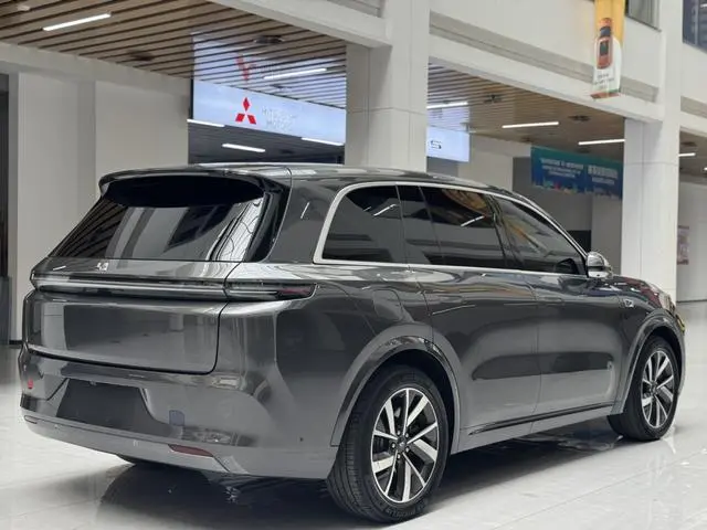 Li Auto Ideal L8 Pro version