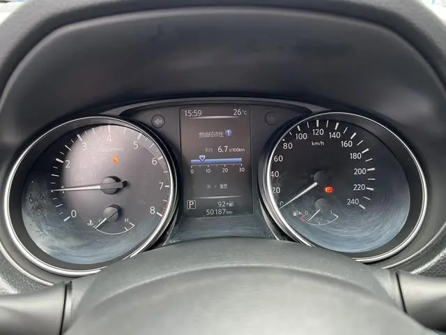 Nissan Qashqai 2.0 L XV Smart Edition