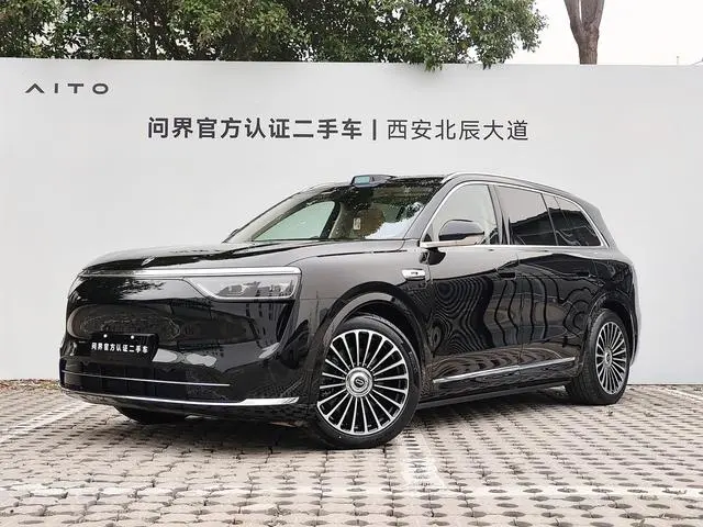 AITO Ask the world M8 Extended range Ultra six-seater version