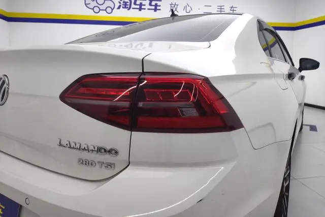 Volkswagen Lingdu 280TSI DSG Comfort Edition Country VI