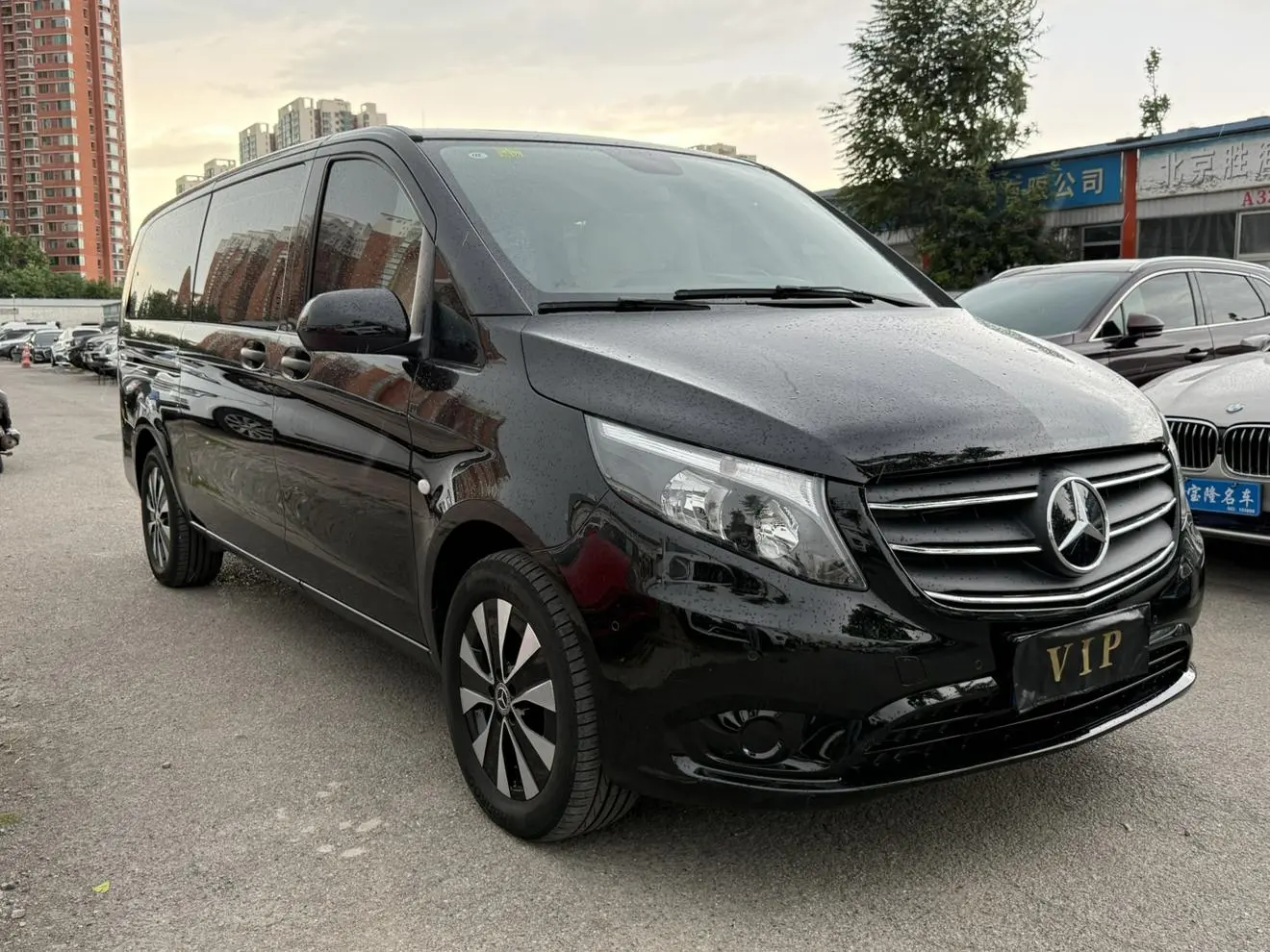 Mercedes-Benz Vito 2.0T Business Edition 7 Seats