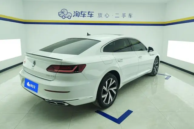 Volkswagen Volkswagen CC 330TSI Dazzling Edition