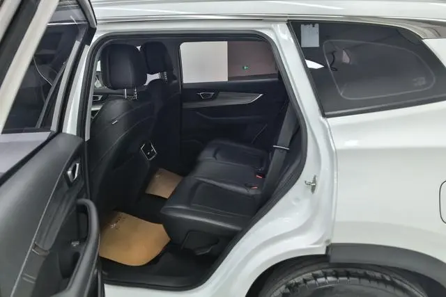 Chery Fulwin Tiggo 8 PLUS 290TGDI DCT Pride Edition